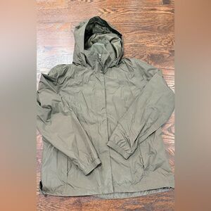 The North Face Women’s Raincoat/ Wind breaker Jacket